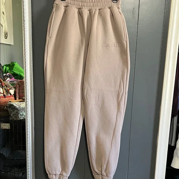 Comfrt signature sweatpants - Picture 3 of 7